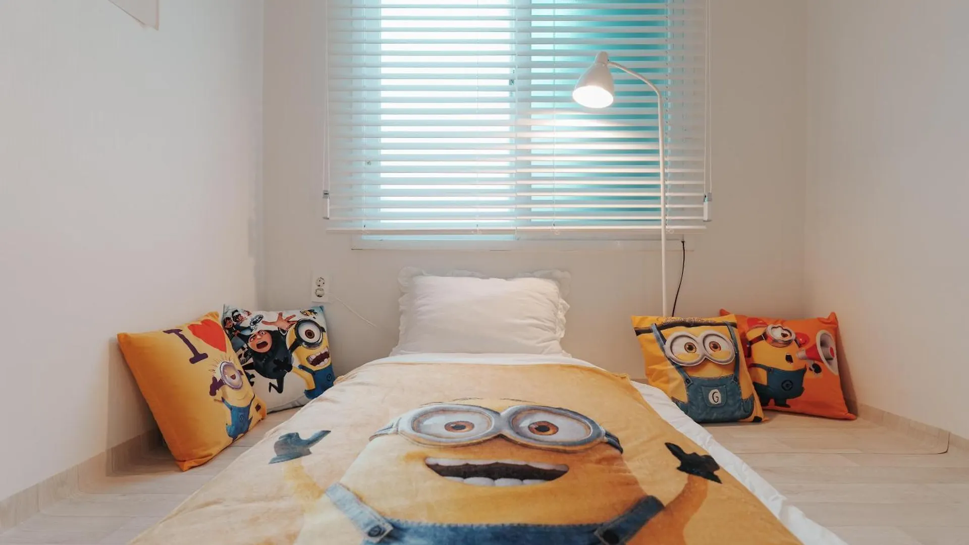 Minionz House #Free Parking Apartment Seoul